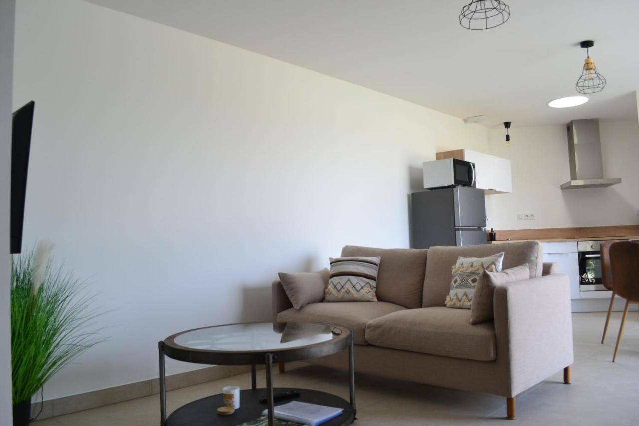 Appart Hotel La Gacilly-Centre Ville-Spa-Parking エクステリア 写真