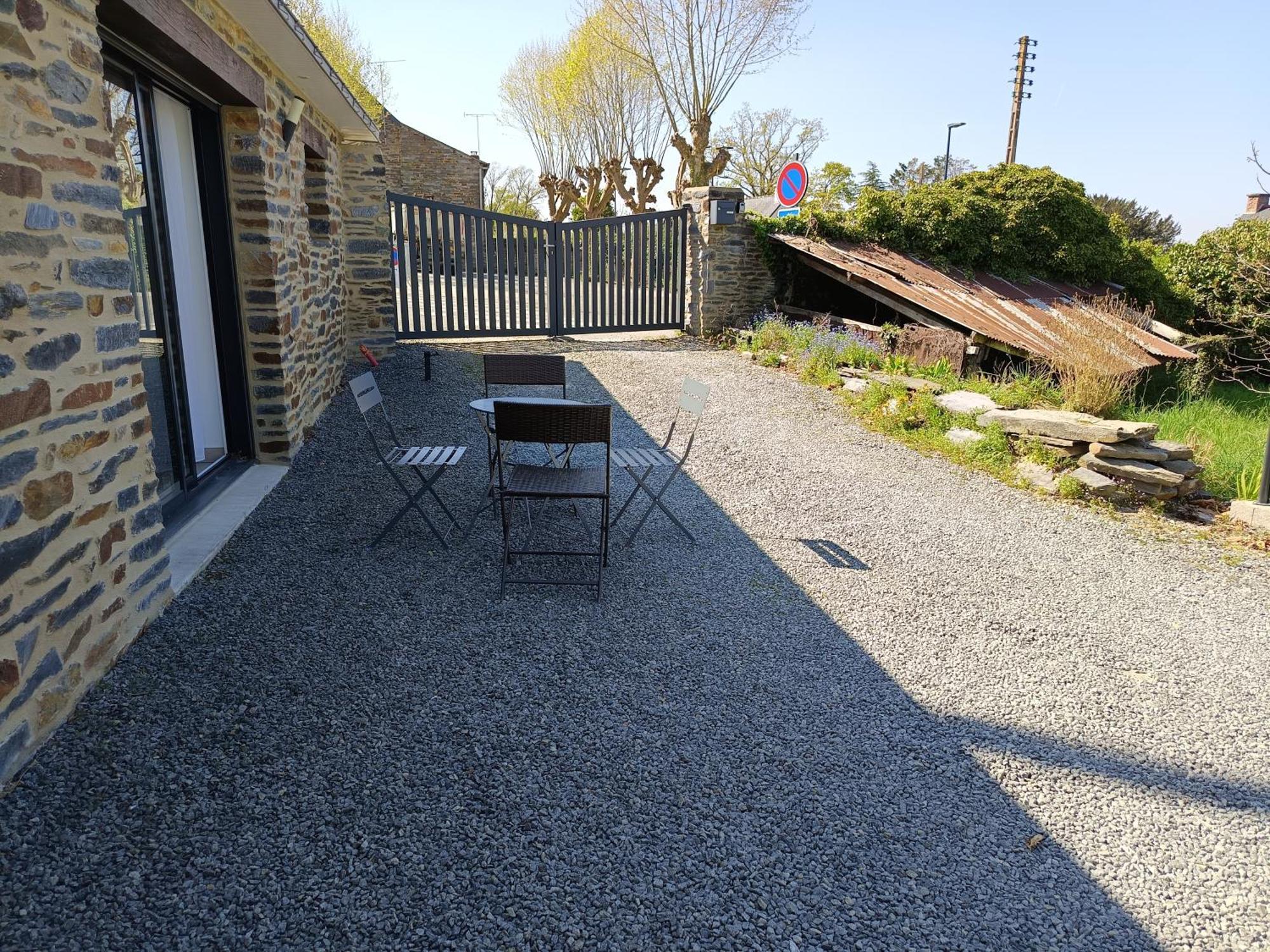 Appart Hotel La Gacilly-Centre Ville-Spa-Parking エクステリア 写真